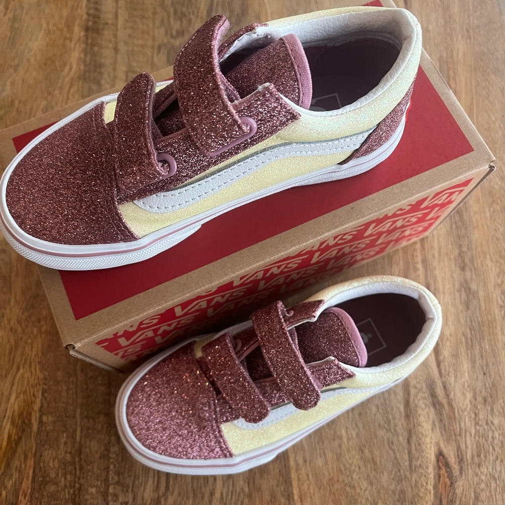 Brand new Vans Kids Two tone Glitter size 12